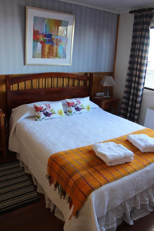 פואנטה ארנס Hostal Fernando De Magalhaes מראה חיצוני תמונה