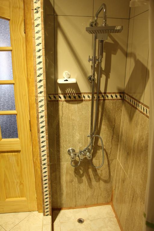 פואנטה ארנס Hostal Fernando De Magalhaes מראה חיצוני תמונה