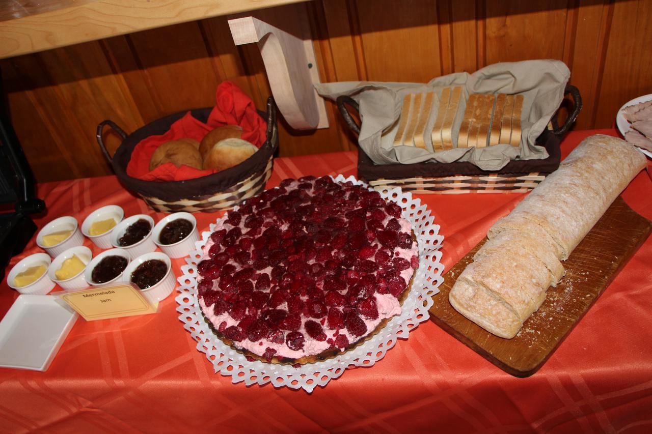 פואנטה ארנס Hostal Fernando De Magalhaes מראה חיצוני תמונה