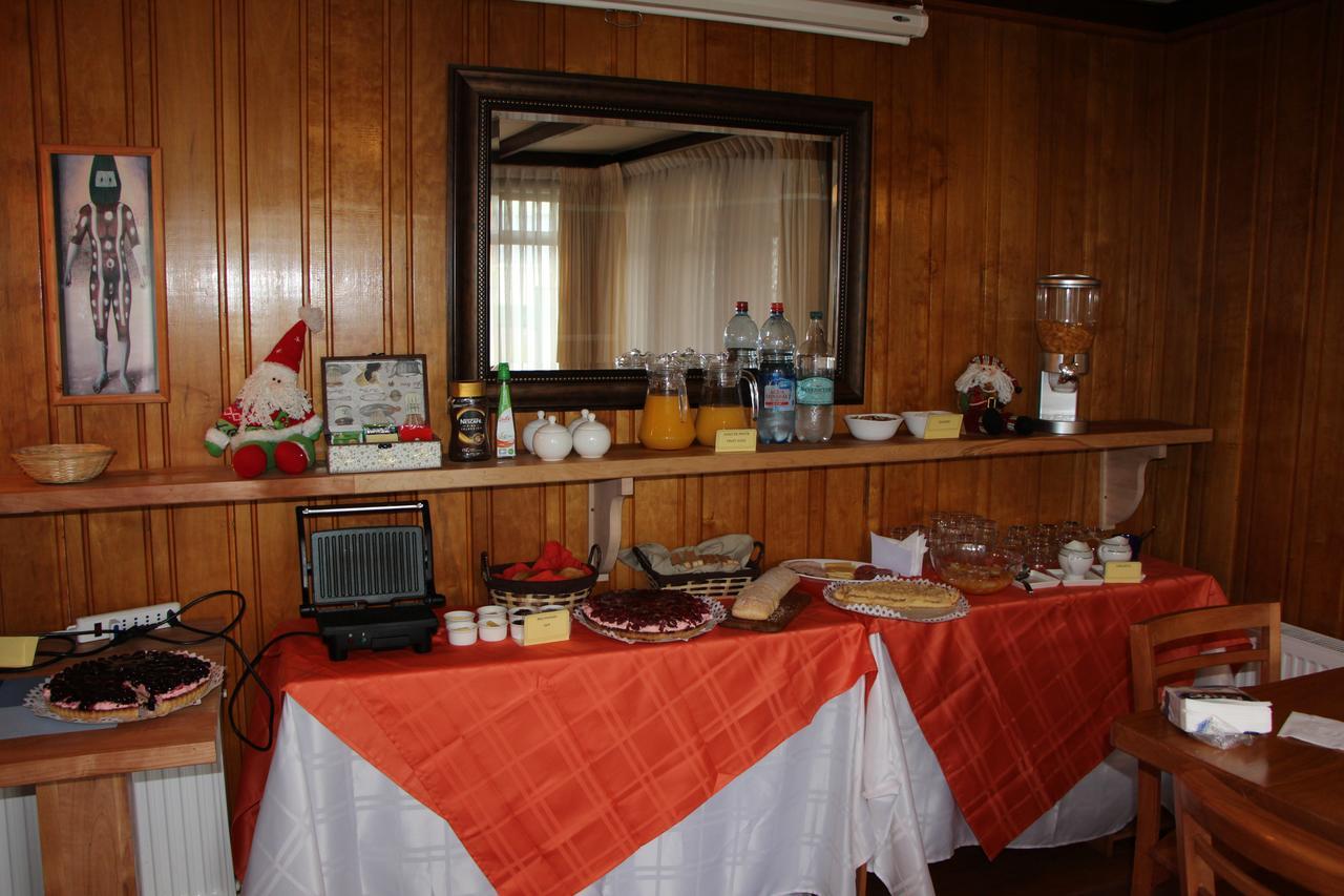 פואנטה ארנס Hostal Fernando De Magalhaes מראה חיצוני תמונה
